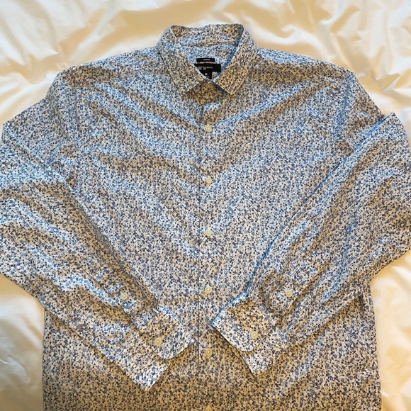 Men’s M Long Sleeve Button Up Shirt - Picture 3 of 3